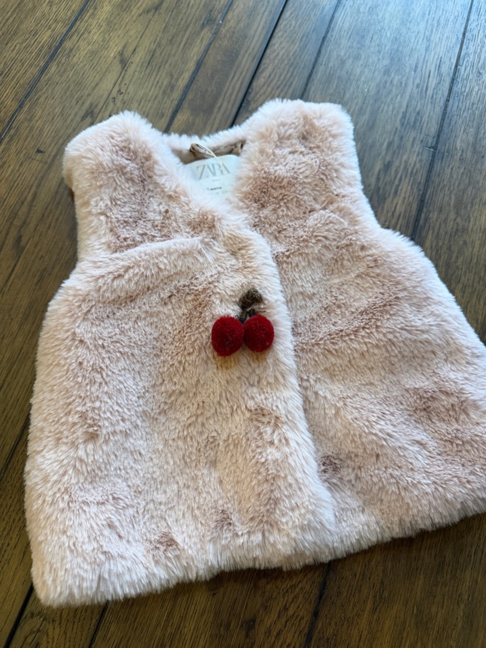Zara Baby Pink Faux Fur Cherry Pom Pom Vest 6-9 Months NWT - Picture 3 of 8